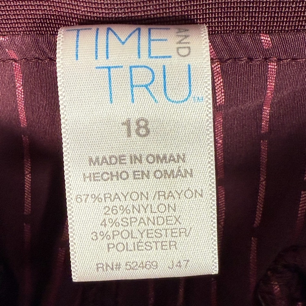 Time and‎ Tru Pants Women's 18 36x28" Burgundy w/Pink Stretch Zipper Pockets - Picture 3 of 7